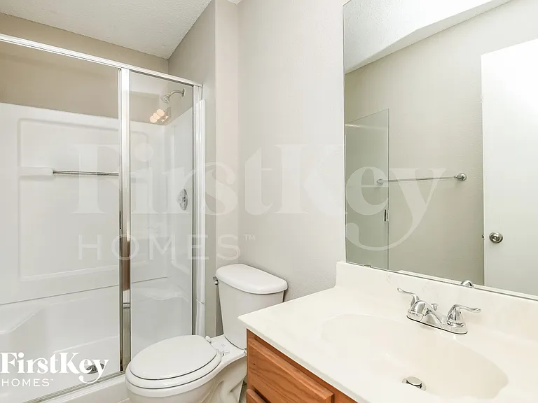 2529 Rivers Edge Dr — Photo 14