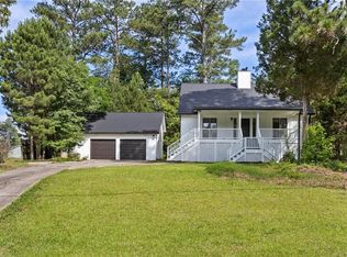 8039 Rannoch Moor Dr, Winston, GA 30187