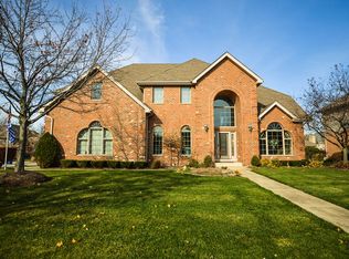 345 Mayo Ln, Bloomingdale, IL 60108
