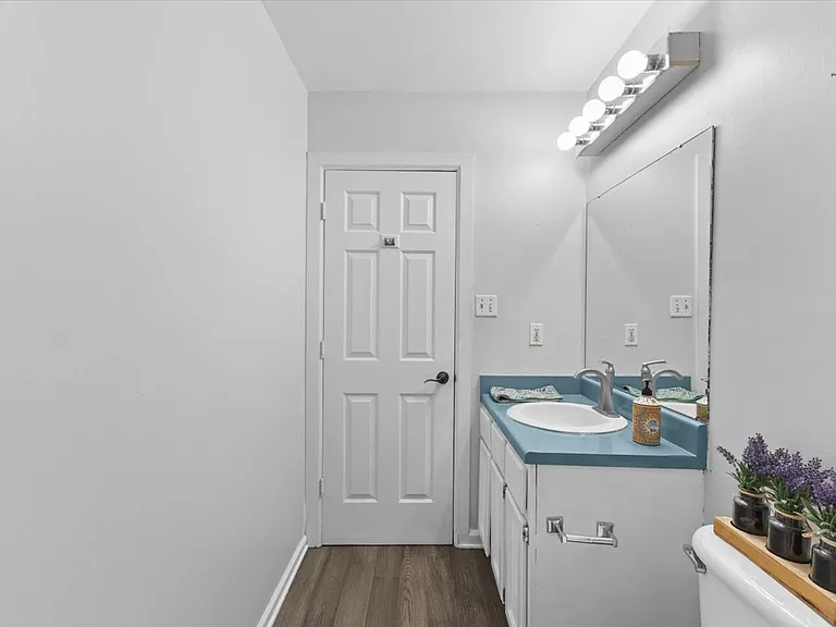 2672 Hitchcock Dr — Photo 18