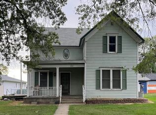 602 Atlantic St, Walnut, IA 51577