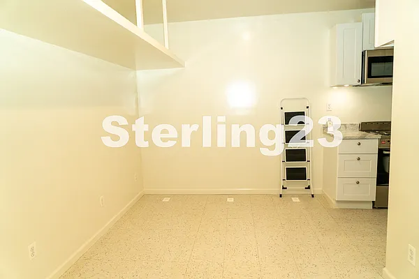 Rented by Sterling Realty Solution Inc | media 6