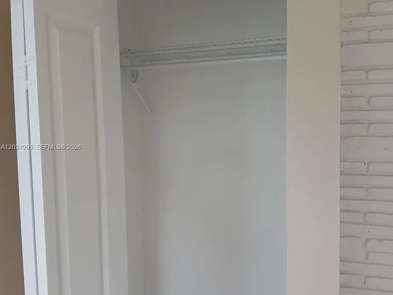 1400 NE 148th St #2 — Photo 11
