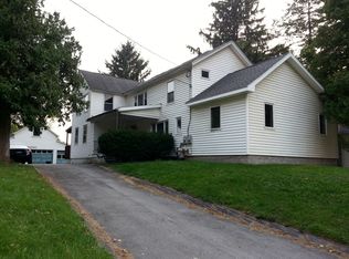 3836 Prospect St, Oneida, NY 13421