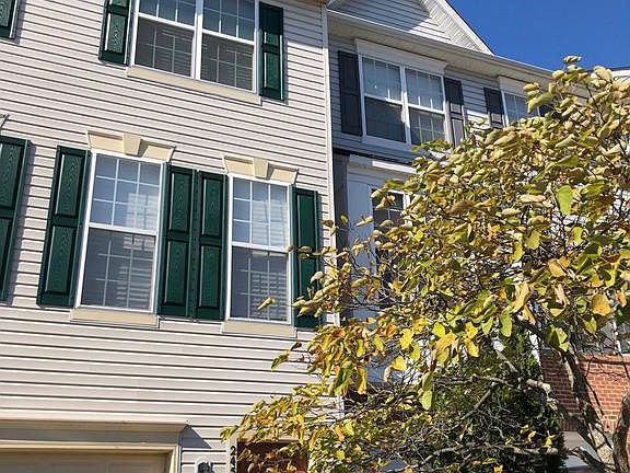 2nd image of 2455 Battery Hill Cir