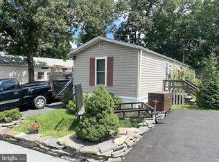 508 Maple Dr, Green Lane, PA 18054