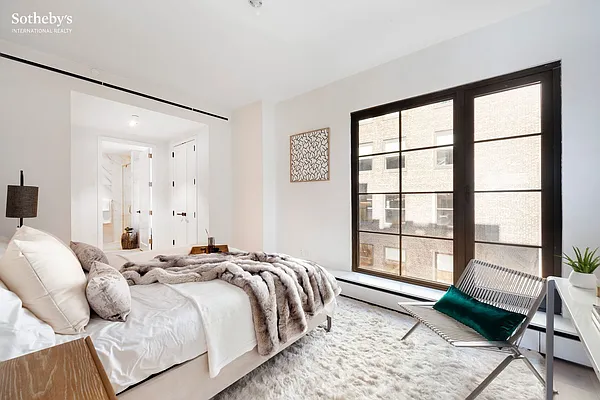 Sold by Sotheby's International Realty | media 21