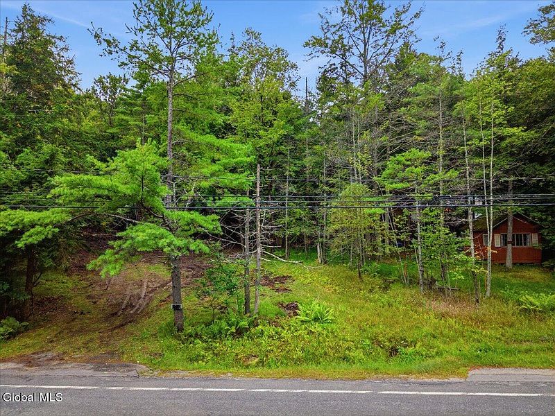 4th image of 2776 S Shore Road