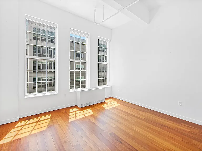 184 Kent Ave #D417 — Photo 2
