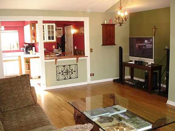 2nd image of 6560 W Belmont Ave APT 301D