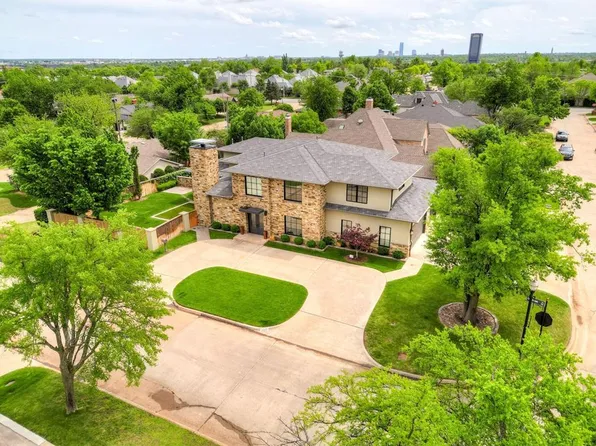 1422 Glenbrook Ter, Nichols Hills, OK 73116