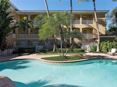 601 7th Ave S APT 203, Naples, FL, 34102