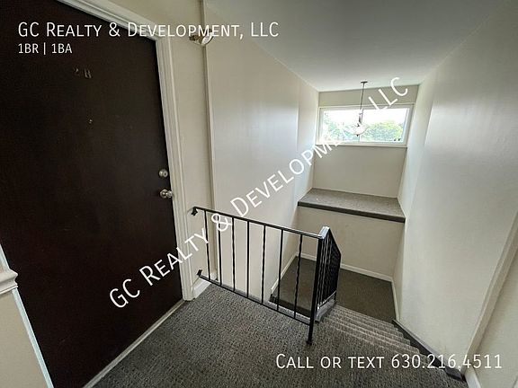 2nd image of 314 Warwick Ave #2B