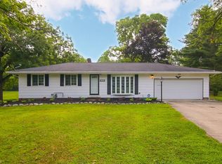 8197 Springview Rd, Northfield, OH 44067