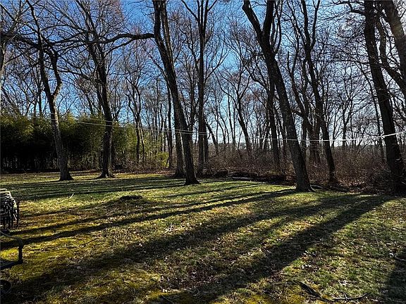 5th image of 1668 Kingstown Rd