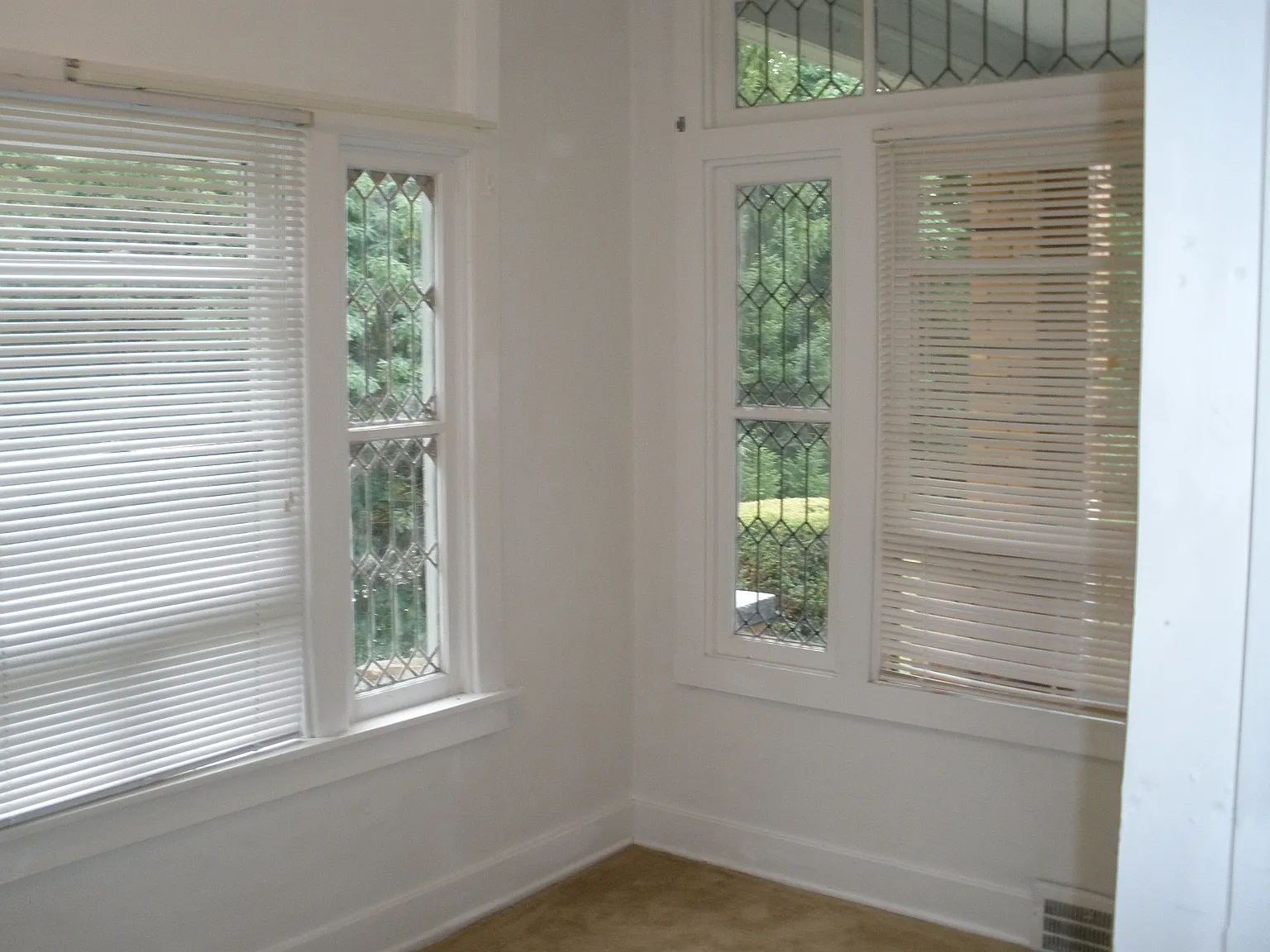 1715 Jackson St — Photo 4