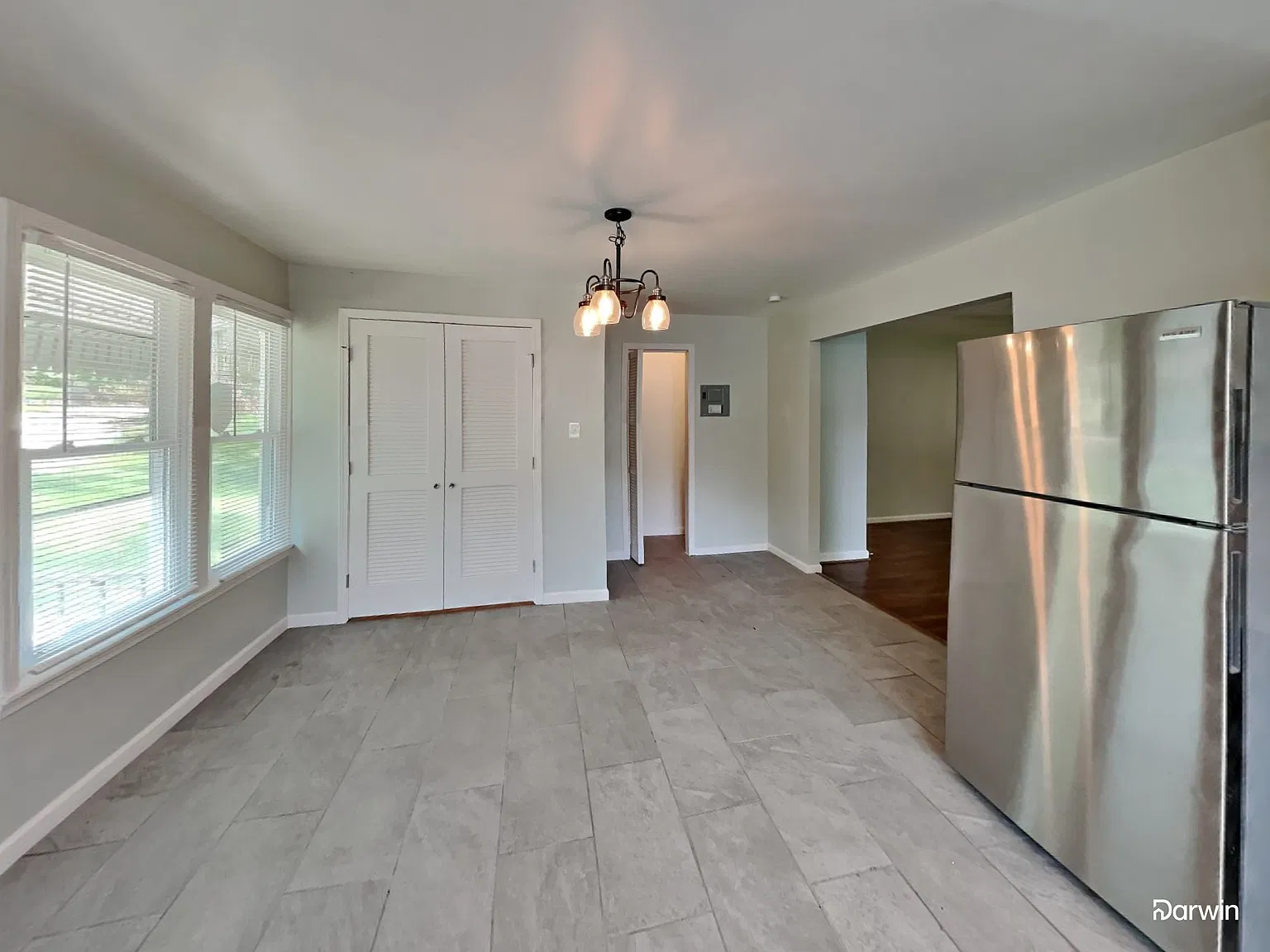 3 bed, 2.0 bath, 1206 sqft, $1,270 — Photo 4