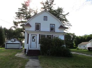 369 Bleecker St, Gloversville, NY 12078