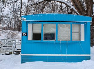 13001 Pennock Ave Trailer 15, Saint Paul, MN 55124