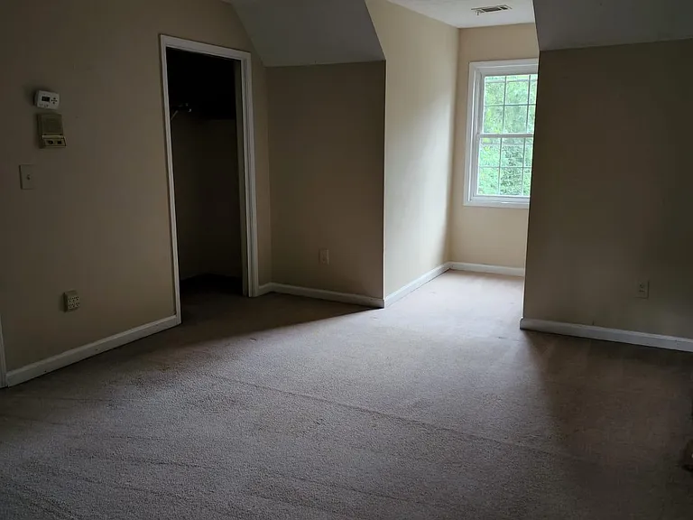 4955 Heritage Valley Dr — Photo 5