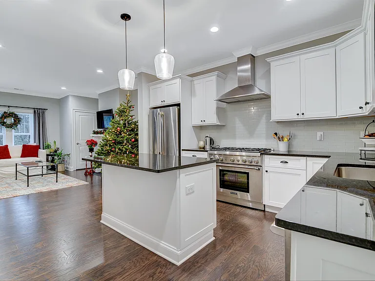 3 Arlington Rd #301 — Photo 11