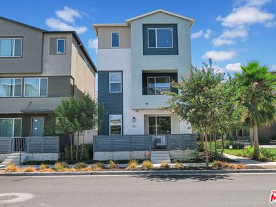 922 E 3rd St, Santa Ana, CA, 92701