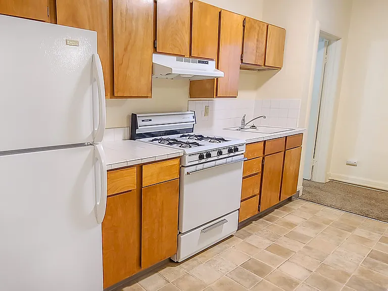 Rena Villa - Portland Oregon - One Bedroom