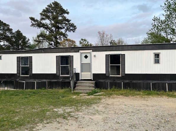 37 Saint Charles Ln