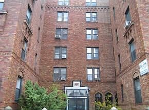 2nd image of 601 Brightwater Ct APT 3E