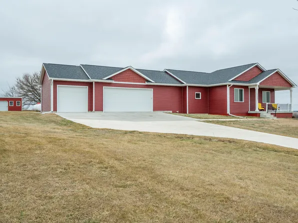 1462 SE 108th St, Runnells, IA 50237