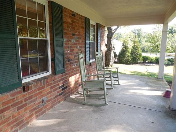 3rd image of 2431 Concordgreen Dr