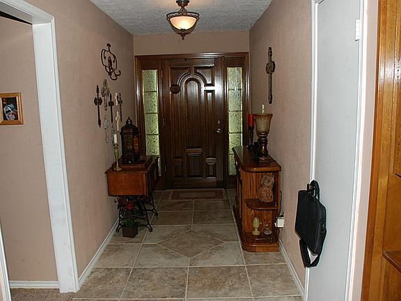5th image of 15830 S Charpiot Ln