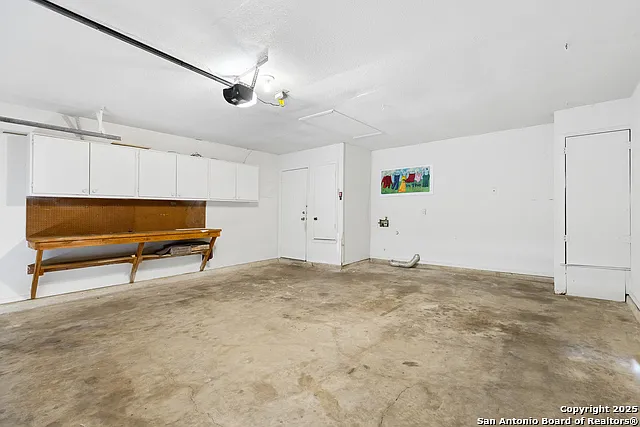 6726 Country Field Dr — Photo 20