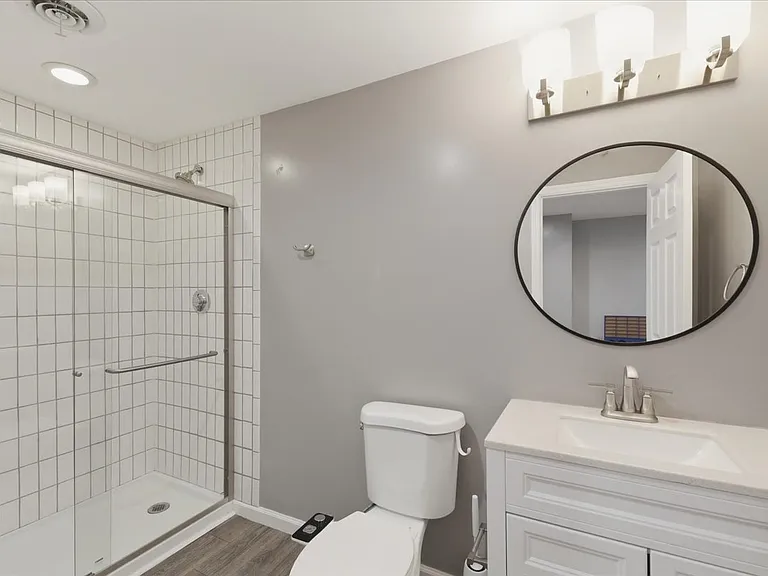 5920 Thornberry Ct — Photo 52