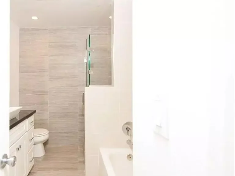 871 Park Ave — Photo 52