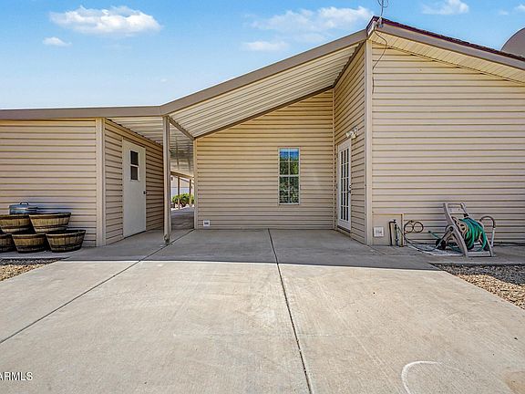5th image of 3301 S GOLDFIELD Road #1034