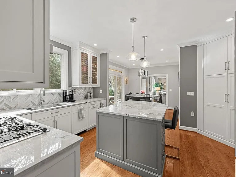 5120 Warren Pl NW — Photo 8