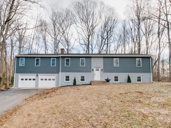 376 Juniper Dr, Lynchburg, VA 24502