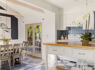 415 Wapping Rd, Portsmouth, RI 02871