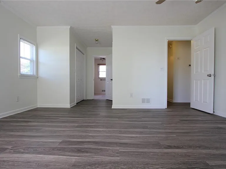 818 Springlake Rd — Photo 25