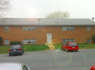875 Clifton Heights Rd APT 3, Hummelstown, PA 17036