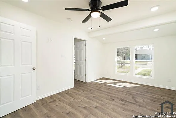 143 Kinder Dr — Photo 18