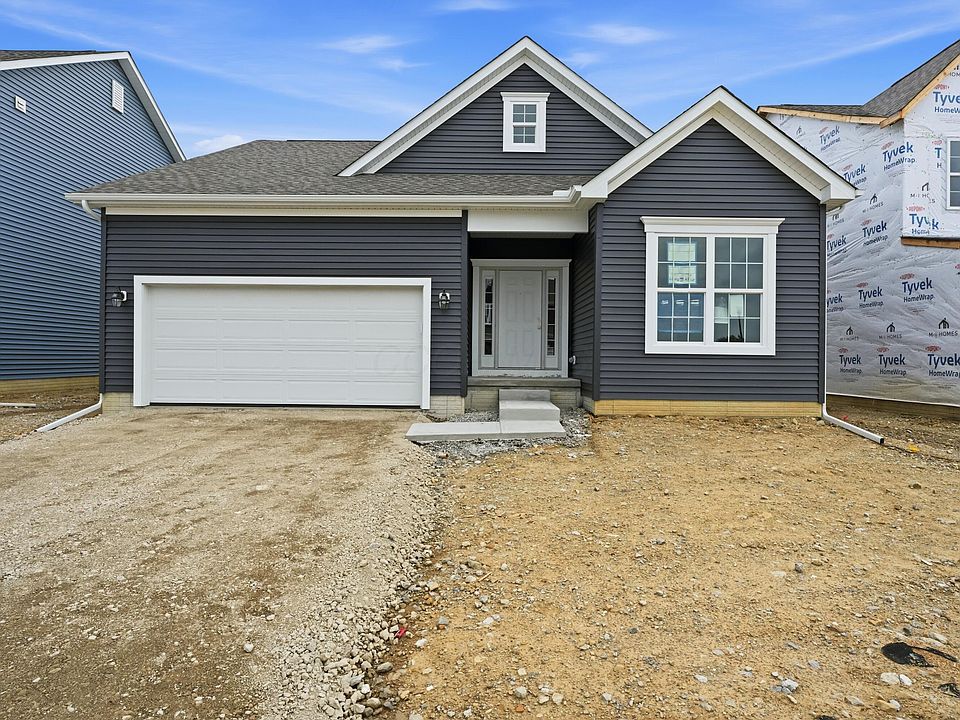 1st image of 818 Hilton Dr