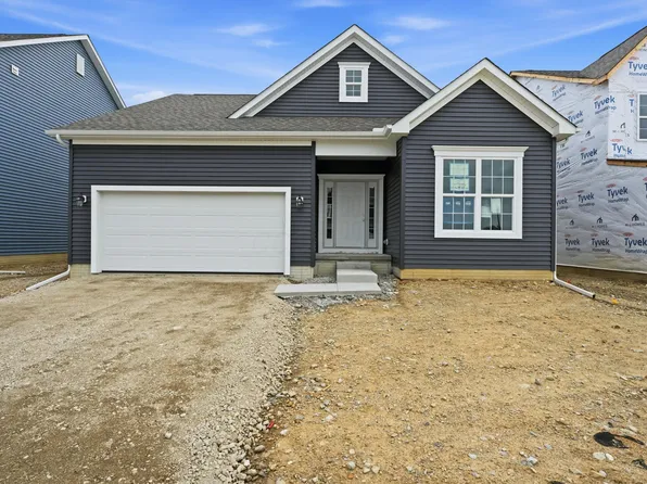 818 Hilton Dr, Reynoldsburg, OH 43068