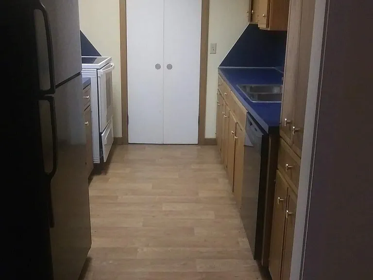 2416 Briarwood Ct — Photo 1