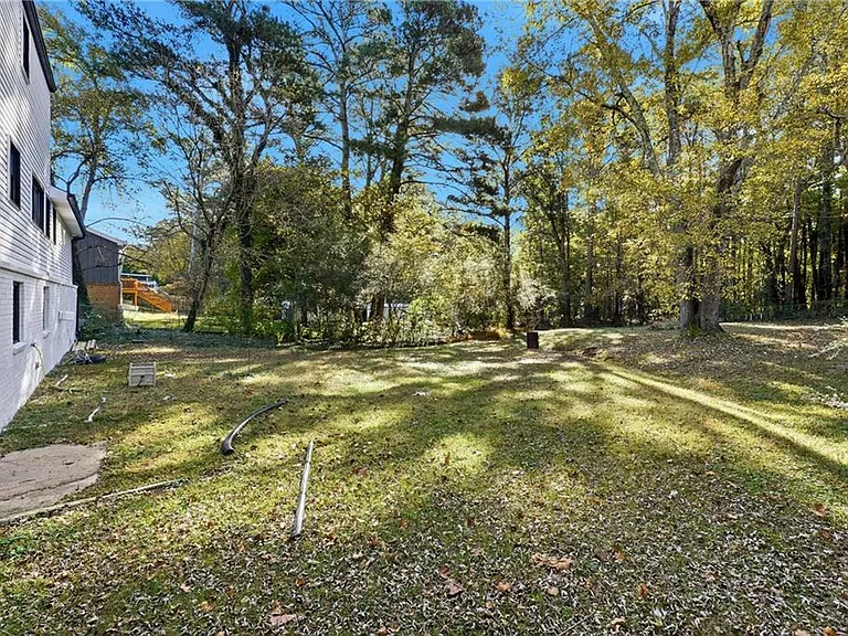 6917 Laurelwood Dr — Photo 24
