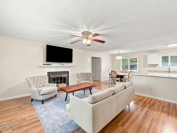 5th image of 5004 Trent Woods Drive