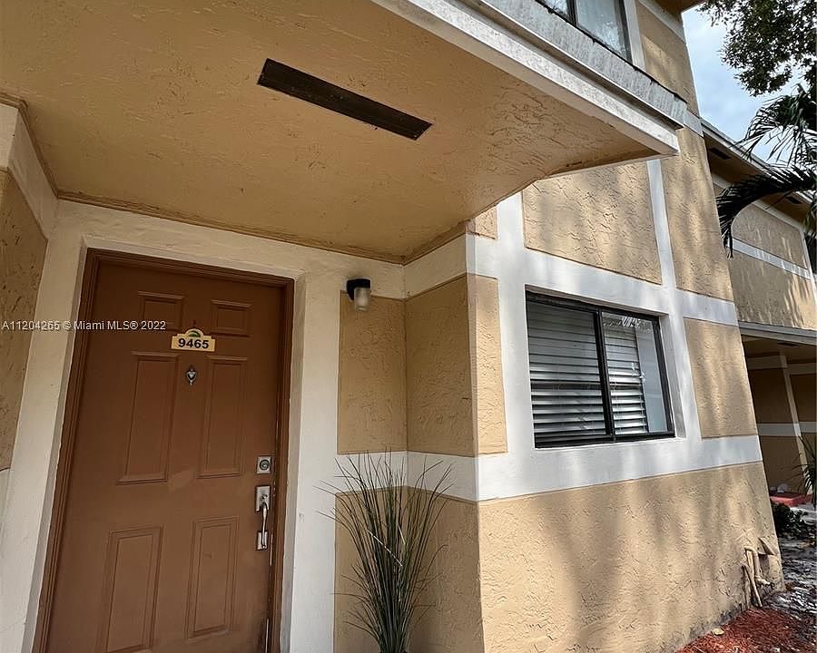 1st image of 9465 Palm Cir N #9465