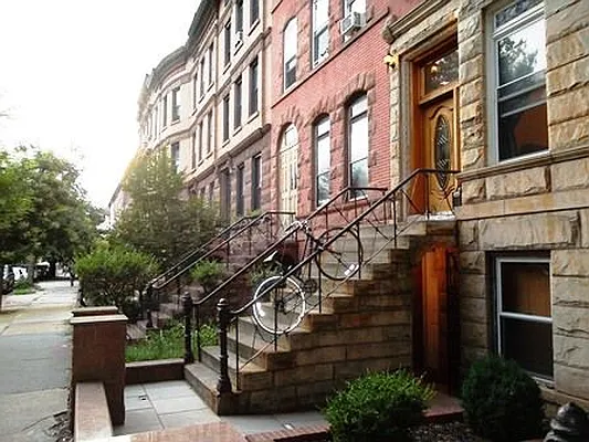 Rented by Elite NY Holdings | media 9