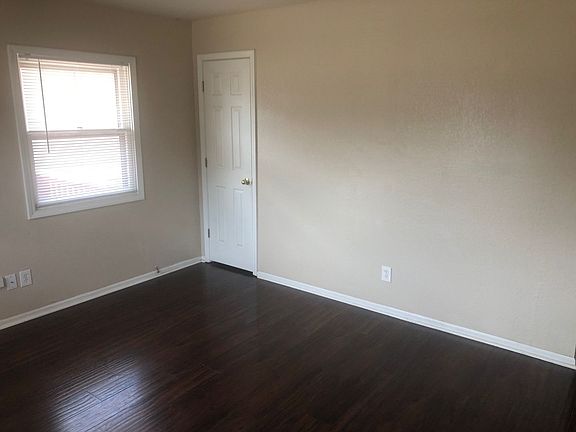 3rd image of 726 Osage St #3